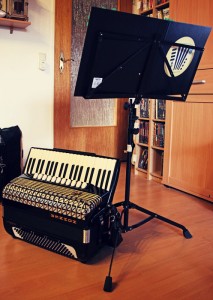 Zuhause Akkordeon üben